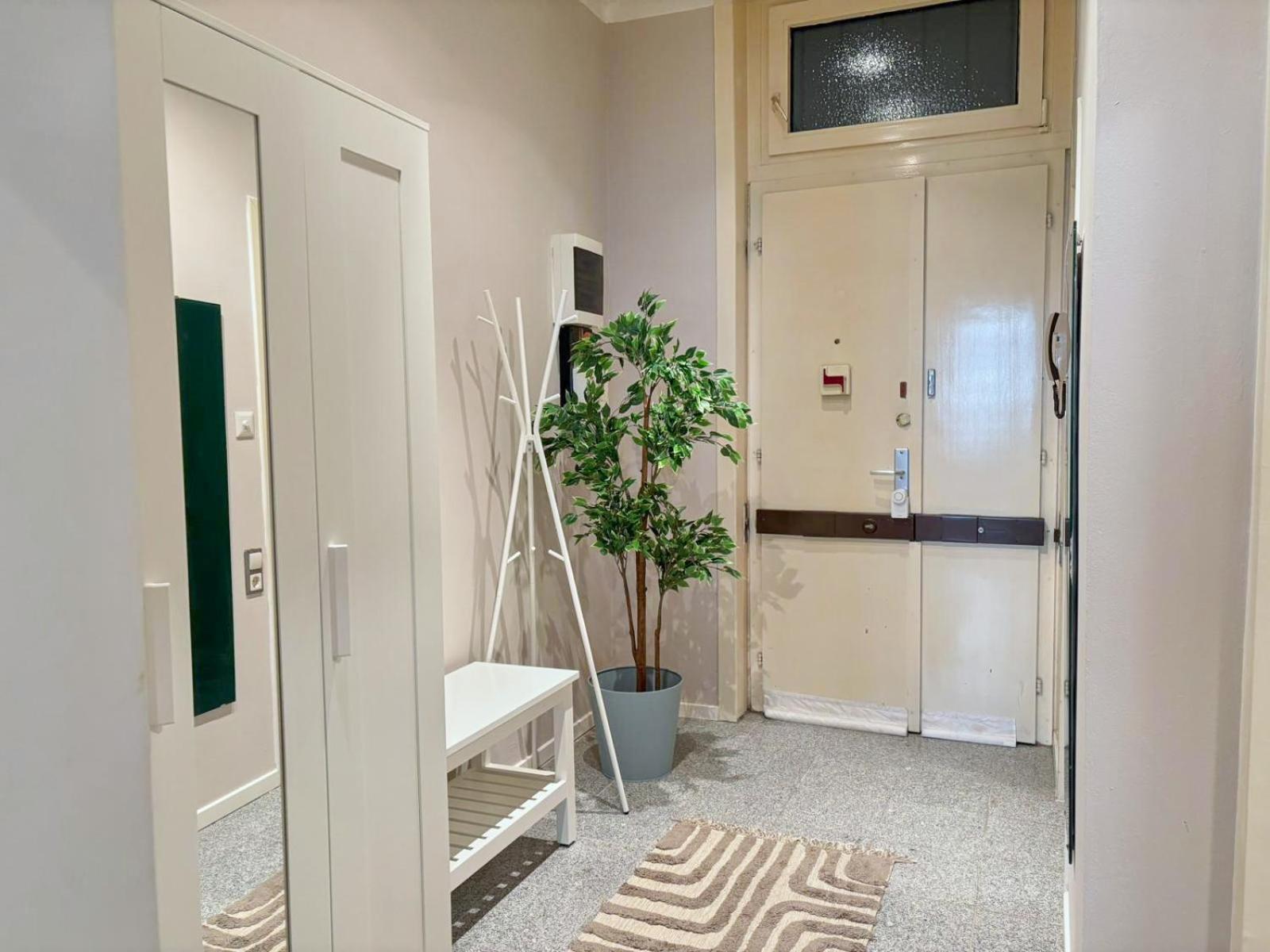 Ferienwohnung Spacious And Near Metro I Close To Parks I Akh Wien Exterior foto